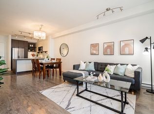 553 Foster Ave #313, Coquitlam, BC V3J0B5