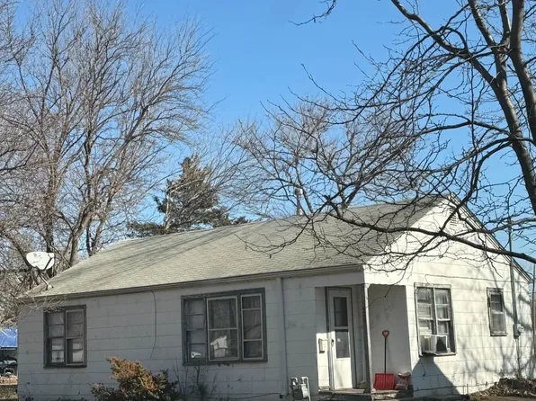 1424 NW Harrison St, Topeka, KS 66608