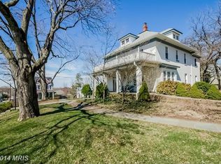 700 Grandin Ave, Rockville, MD 20850