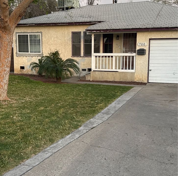1st image of 700 El Prado Dr