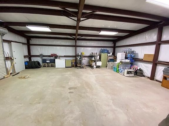 4th image of 99 Lesperance Rd