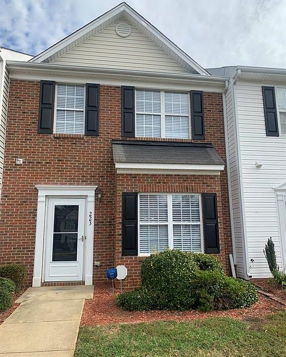 1st image of 223 Heritage Creek Way