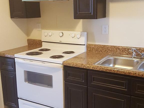 4th image of 817 W 37th St