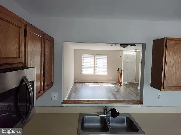 1424 Saint Michael Ct — Photo 3