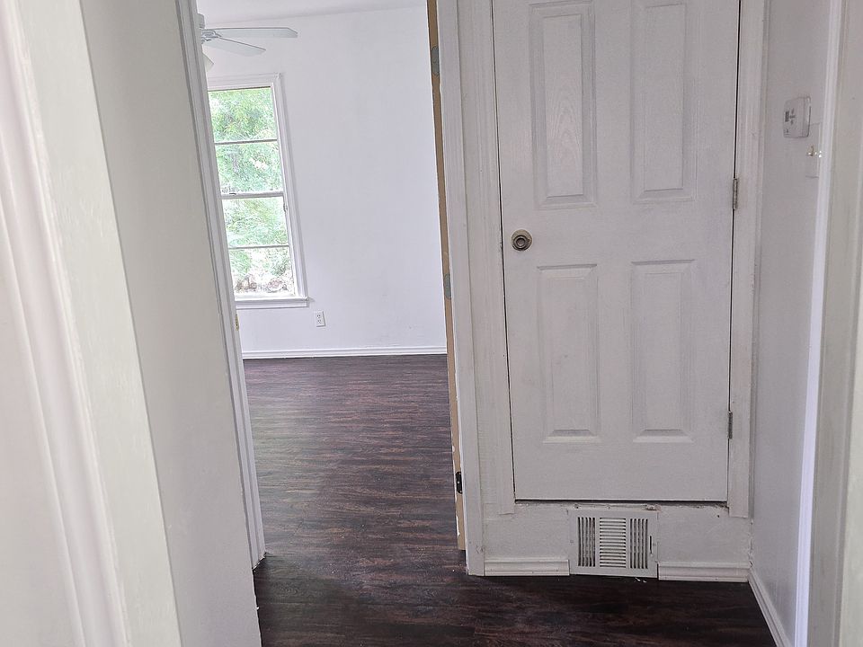1st image of 1716 Karen Ln #2