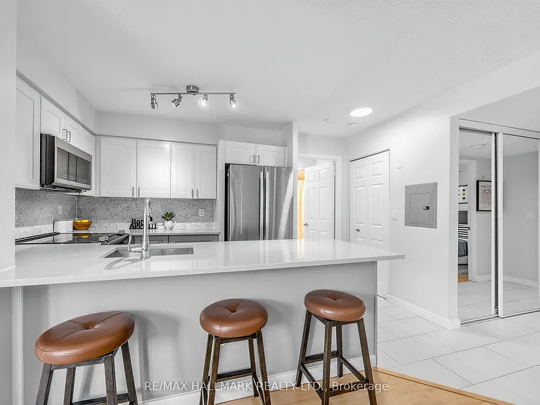 311 Richmond St E #303 — Photo 9