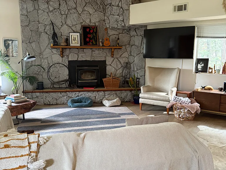 965 Balfrin Dr — Photo 8