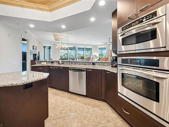 3rd image of 24031 Via Castella DR #1102