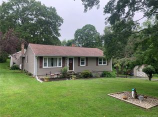 15 Freedley Rd, Pomfret Center, CT 06259