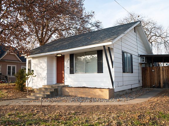 3rd image of 224 McAuliff Ave