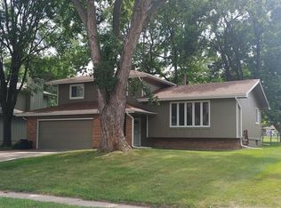2212 S 160th St, Omaha, NE 68130