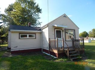 1023 S Nickelplate St, Louisville, OH 44641
