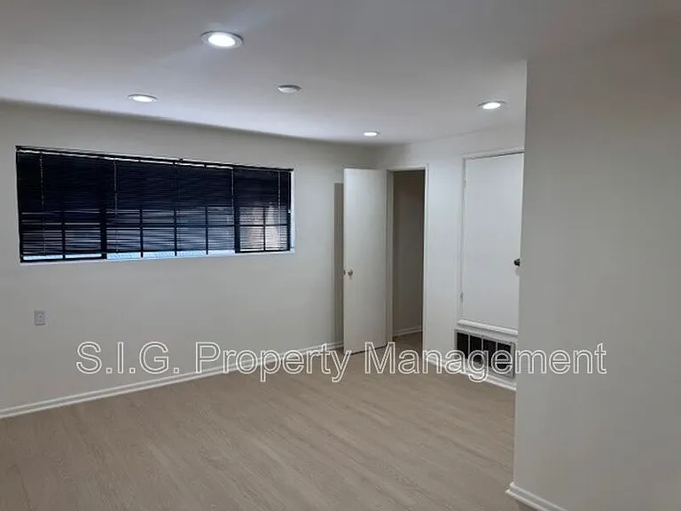 2951 Honolulu Ave #A — Photo 6