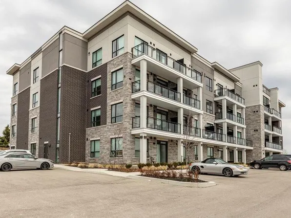 120 Springvalley Cres #208, Hamilton, ON L9C 0G2