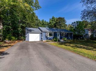 177 Naticook Rd, Merrimack, NH 03054