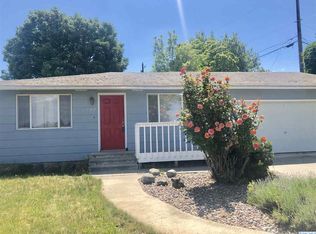 1207 W Canal Dr, Kennewick, WA 99336