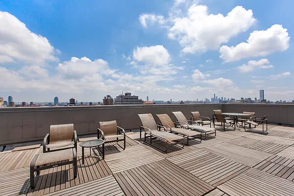 Sold by Douglas Elliman | media 14