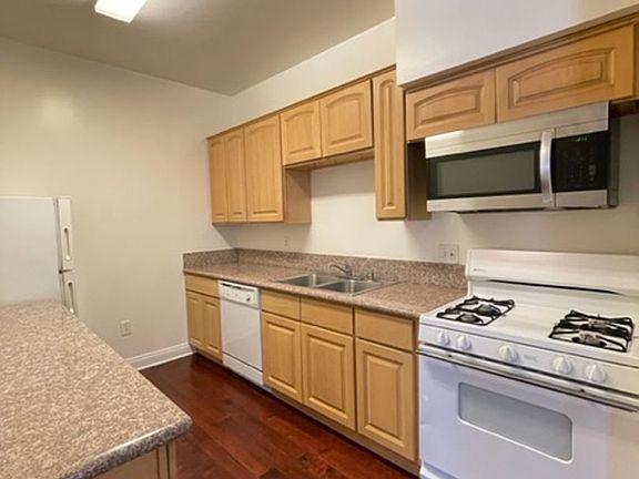 5th image of 701 S Mariposa Ave #701205
