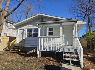 1403 Oak St, Muscatine, IA 52761