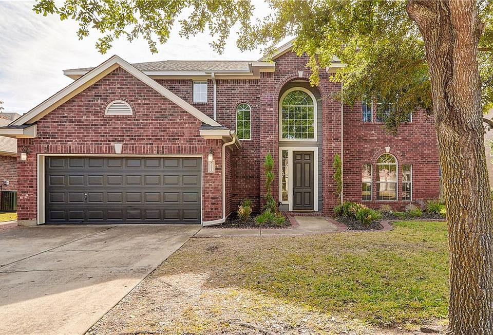 1st image of 30020 Oakland Hills Dr