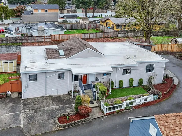 13324 30th Avenue NE, Seattle, WA 98125