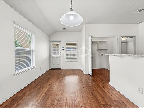 5th image of 5935 Brenwood Trails Ln
