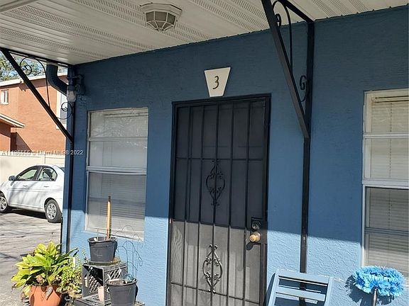 3rd image of 2916 N 16th St #3