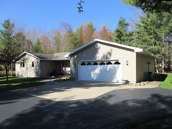 2nd image of 3641 Wallace Ave