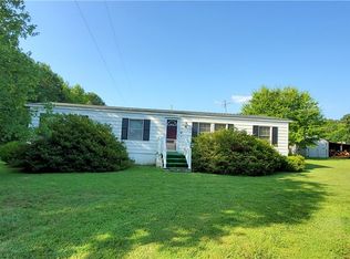 703 N River Rd, Bohannon, VA 23021
