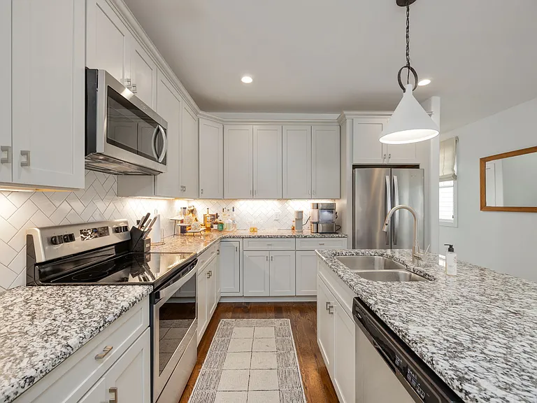 629C James Ave #3 — Photo 21