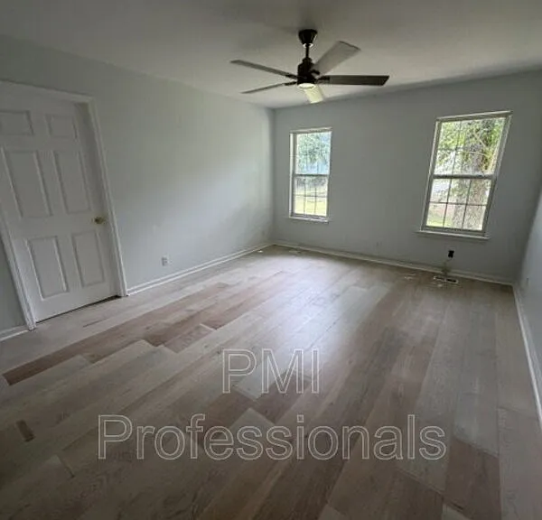112 Buena Vista Ct — Photo 7