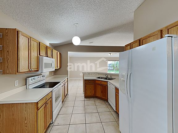 3rd image of 6911 Waterbrook Ct