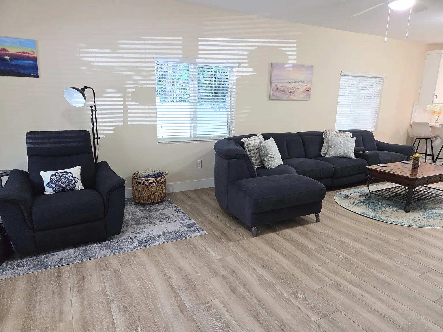 3 bed, 1409 sqft, $3,750 — Photo 2
