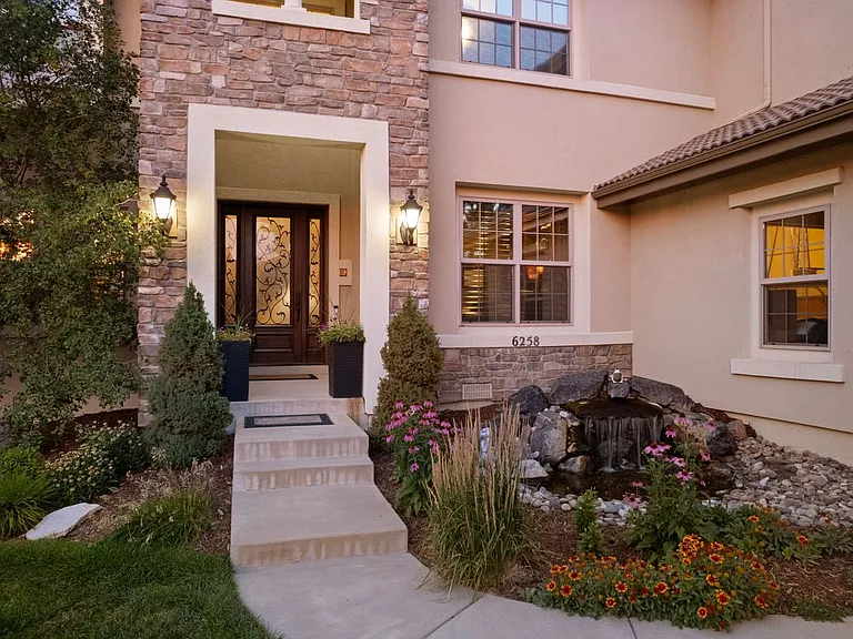 6258 Oxford Peak Ct — Photo 4