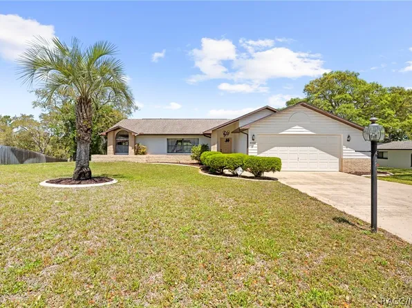 4488 Bluewater Ave, Spring Hill, FL 34606