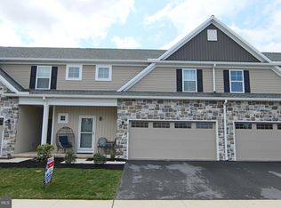 6123 Terry Davis Ct, Harrisburg, PA 17111