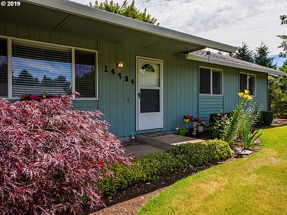 3rd image of 14904 NE Sorrel Dr