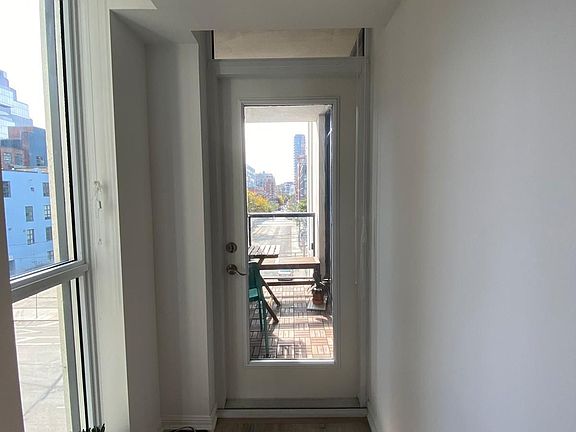 5th image of 400 Adelaide St E #504