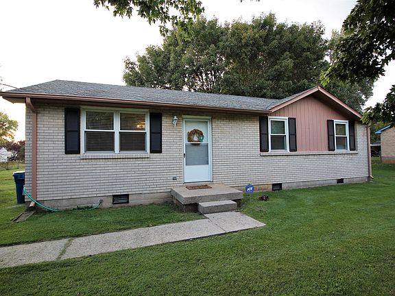 2nd image of 807 Powder Horn Dr