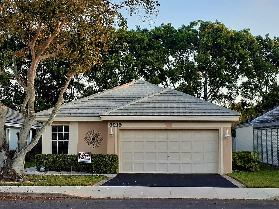 1st image of 9219 Arborwood Cir