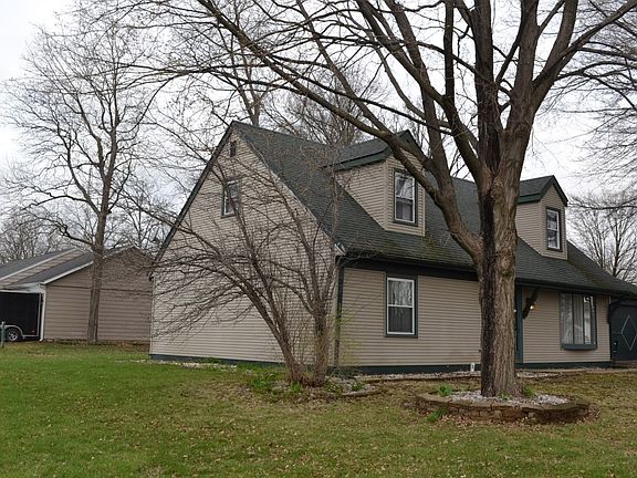 2nd image of 3815 N Cadet Ave