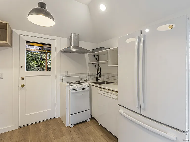 10231 1st Ave S #C — Photo 6