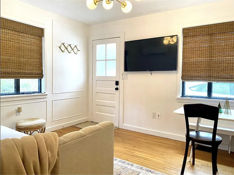 132 N Sunset Dr — Photo 16