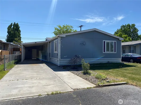 3010 W Peninsula Drive #114, Moses Lake, WA 98837