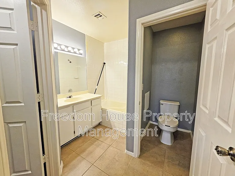 1444 Star Rd #3 — Photo 33