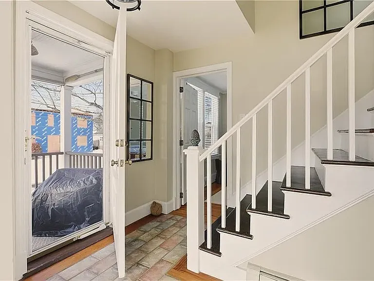 118 Center Ave — Photo 33