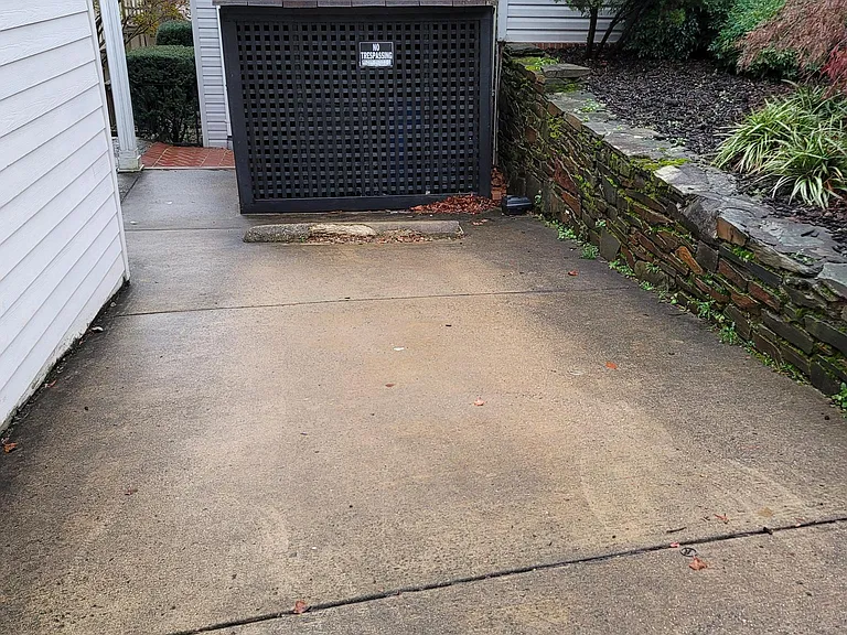 1533 N Colonial Ter #A — Photo 25
