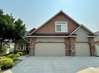 562 N Paddington Pl, Star, ID 83669