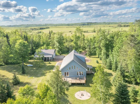 6022 Woodbury Dr, Wright, MN 55798