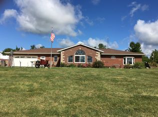 1657 230th Ave, Delmar, IA 52037